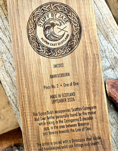 "BANNOCKBURN" Handcrafted Ornamental Sgian Dubh & Solid Oak Wall Plaque - Piece No. JMC002