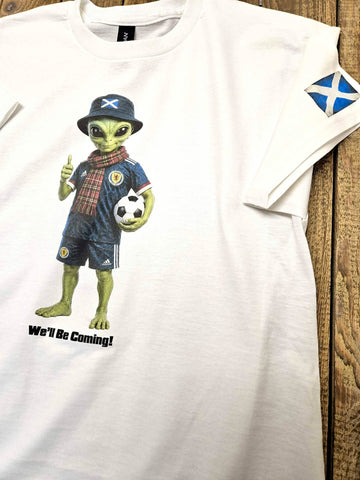 Neil the Alien - We'll Be Coming T-Shirt