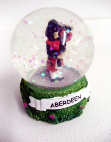  Aberdeen Scotland Piper Snow Globe