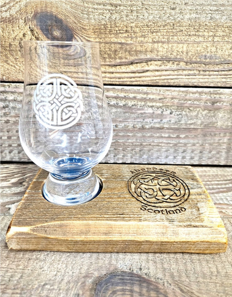 Handcrafted Reclaimed Timber Glass Holder c/w Glencairn Glass Celtic Knot