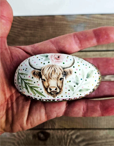 Hand Decorated & Painted Highland Cow Pebble