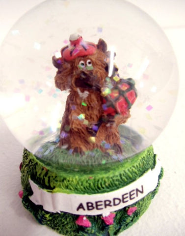 Aberdeen Scotland Highland Cow with Bagpipes Snow Globe
