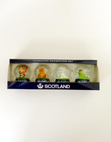 Scotland Character Snow Globe Set